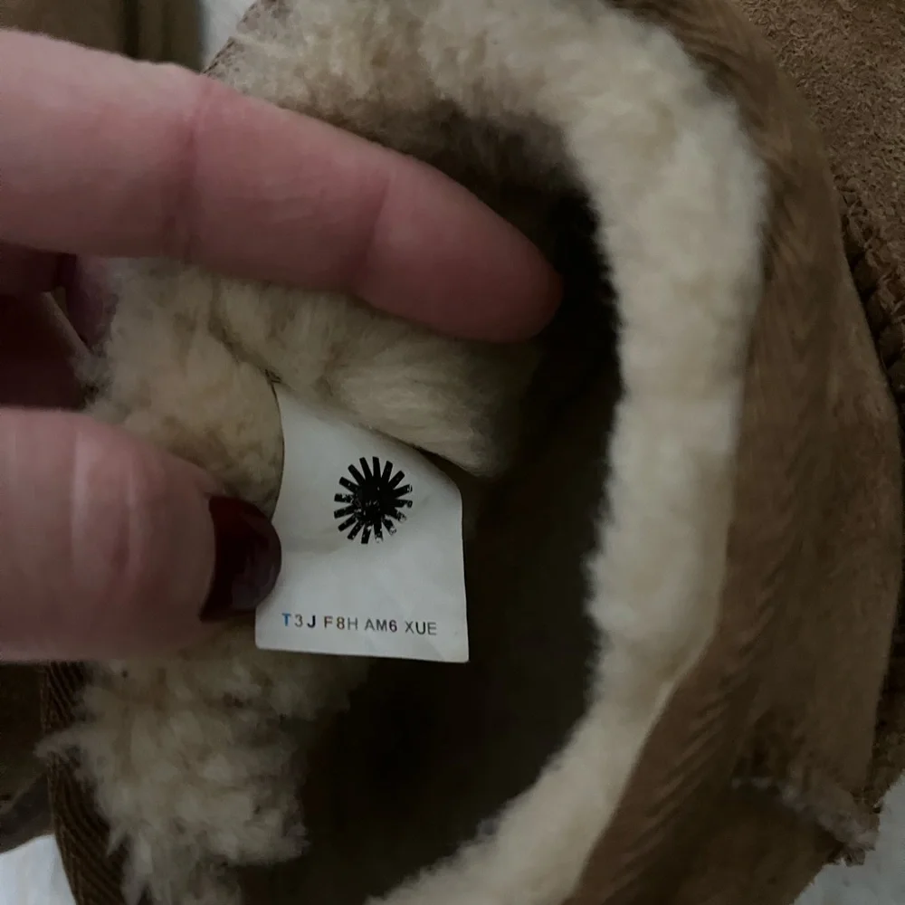 Big kids Uggs - Picture 8 of 8